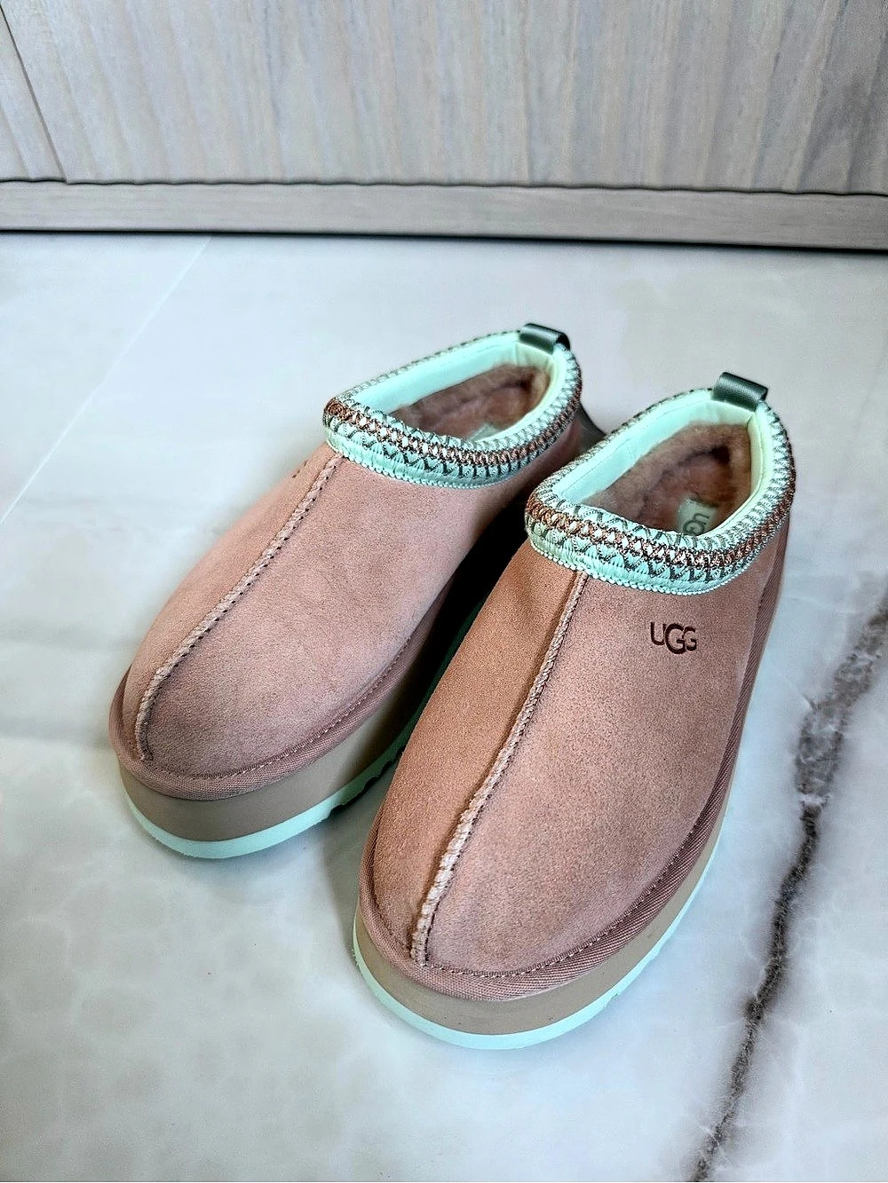 UGG Tazz II Arroyo Greenbelle
